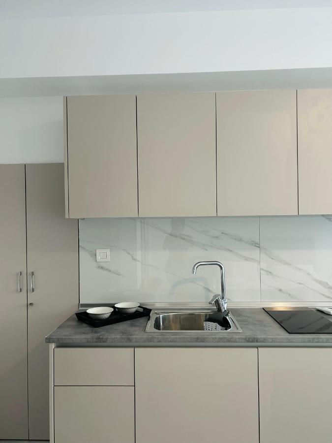 Chrisanthi Apartments 阿彻奇洛斯 外观 照片